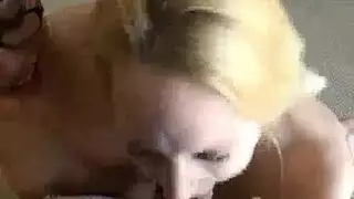 تهرب من الفصل من أجل جماع مثلي خام وقاسي