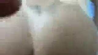 زوجة بمهمتين: تمص زوجها ثم تنكح من عشيقها