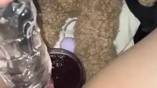 فيديو هاوي صريح: عاهرات مراهقات من لوس أنجلوس يستخدمن الطعام كعضو ذكر صناعي