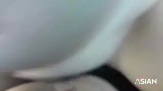 مشهد إباحي صريح: أجمل فتاة إباحية تمارس الجنس بشراهة