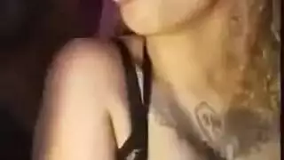 محترفون عرب يظهرون مواهبهم الإباحية في السرير