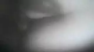 ممارسة الجنس مع حلق إيلا ميلانو حتى تصل لهزة صارخة