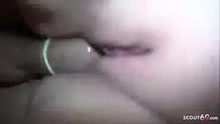 أخ وأخته يمارسان الجنس بشغف في الحمام